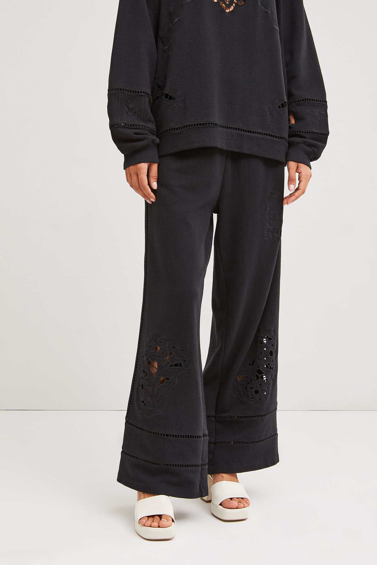 Palazzo trousers with embroidery