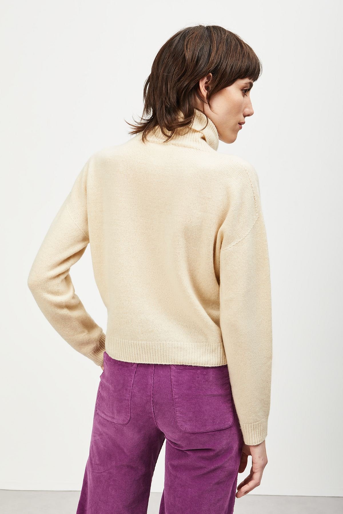 Cashmere-blend jumper