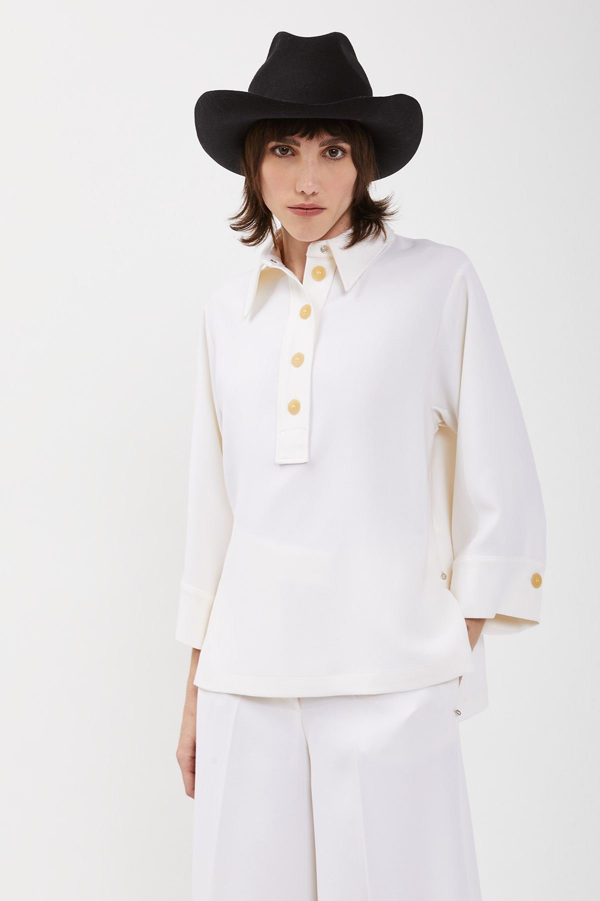 A-line blouse with shirt collar