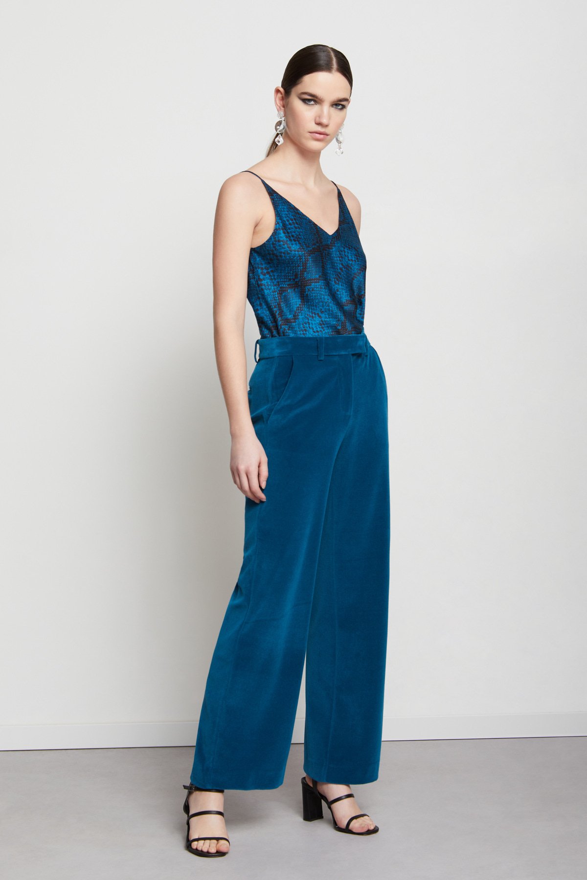 Image 1 of VELVET CULOTTES from Zara | Casual wide leg pants, Clothes, Fall  fashion 2016