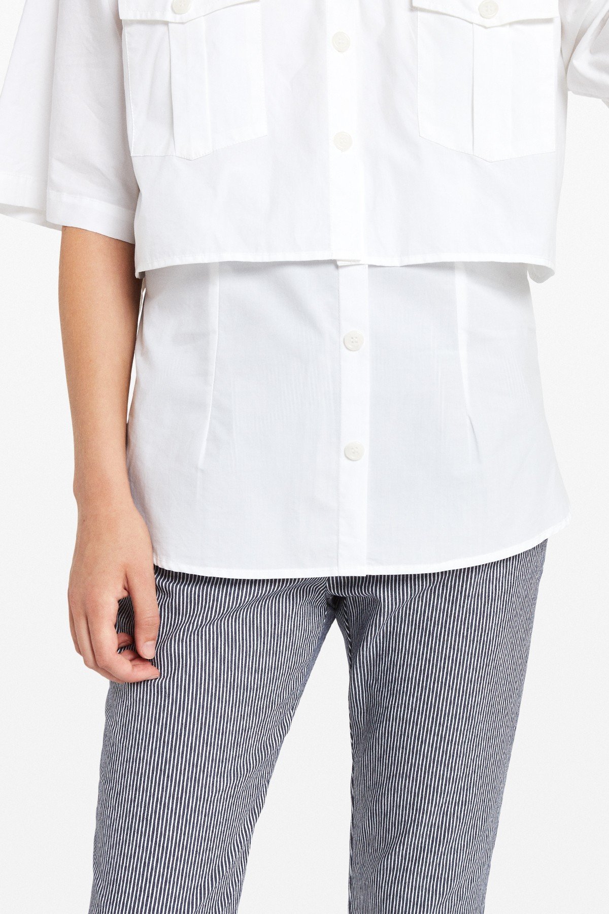 Poplin shirt with double garment's effect