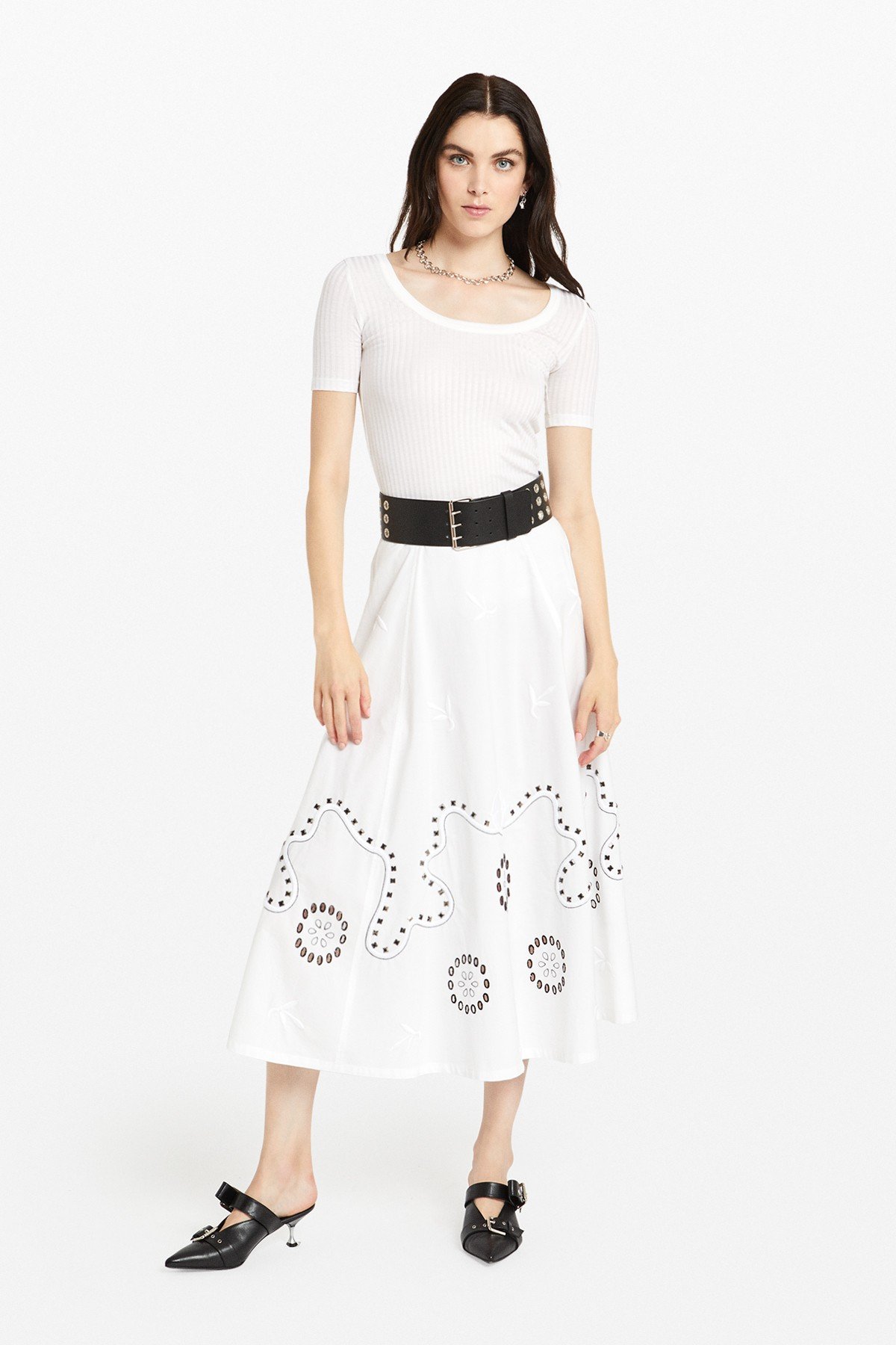 Wide cotton midi skirt with appliques and embroideries