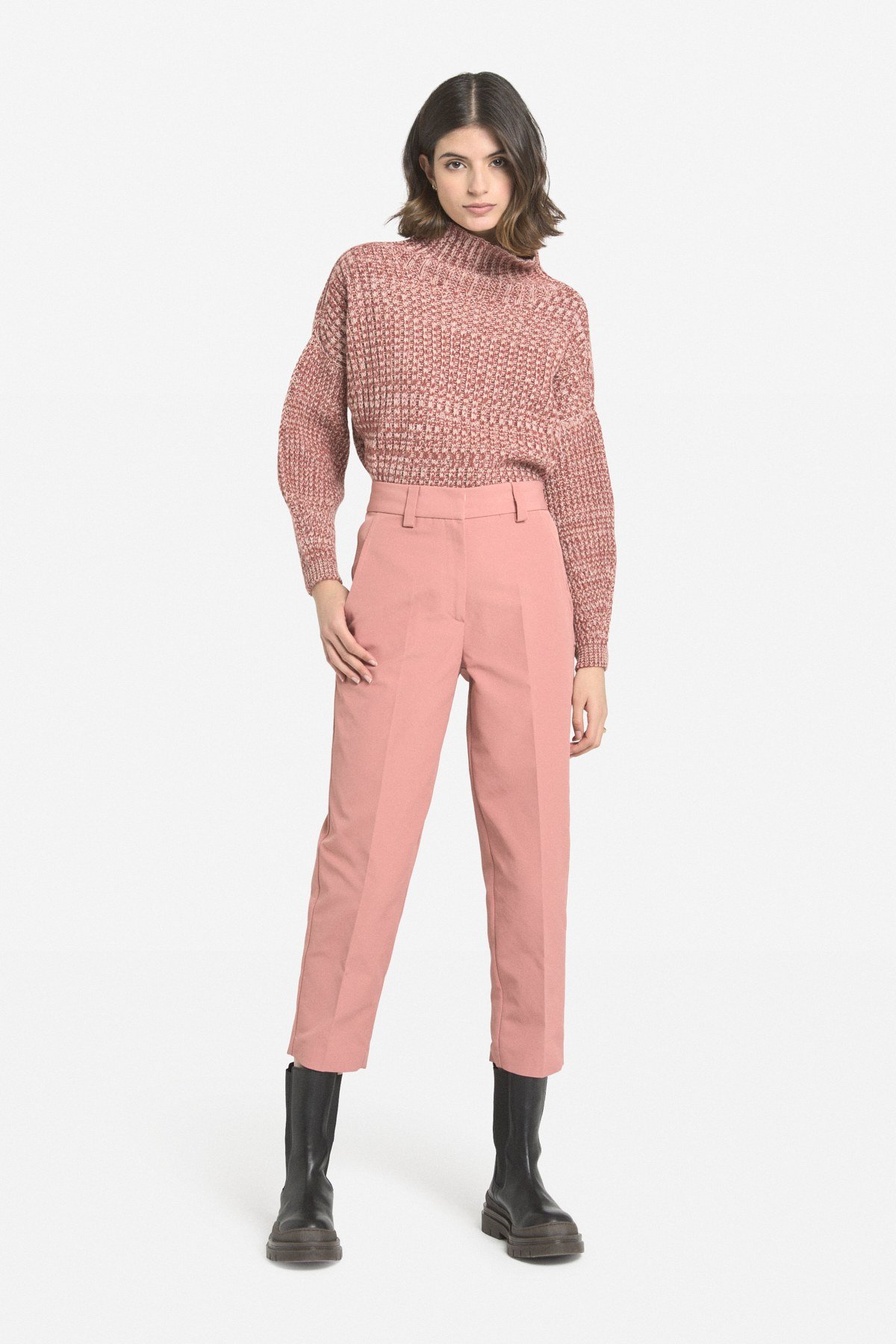Cropped trousers