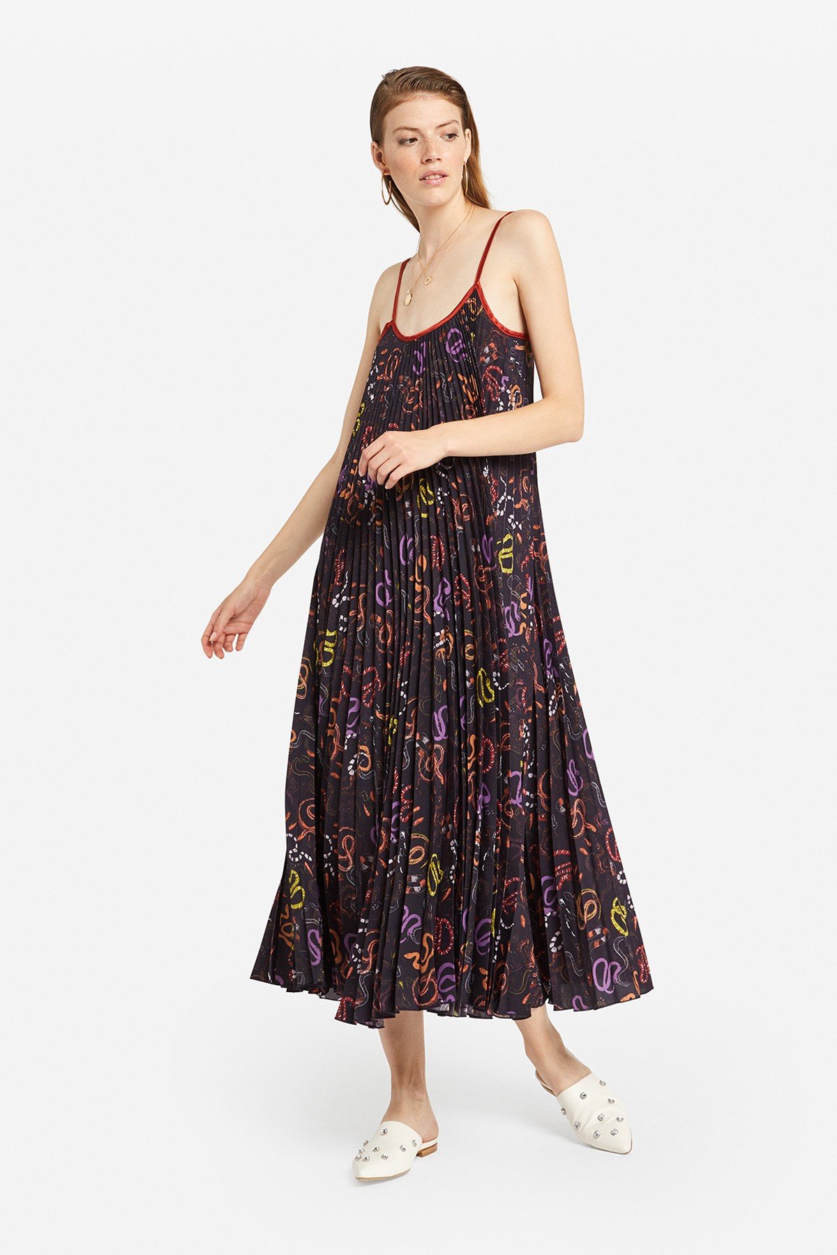 Pleated long dress with 