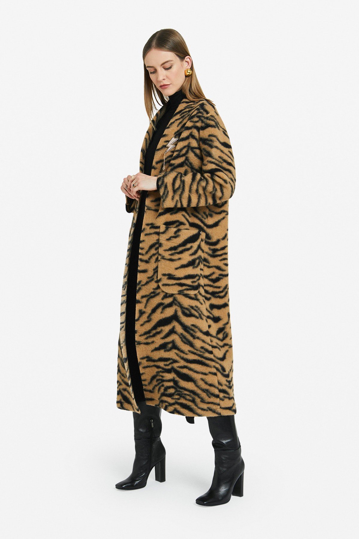 Long coat with raw cut hemline