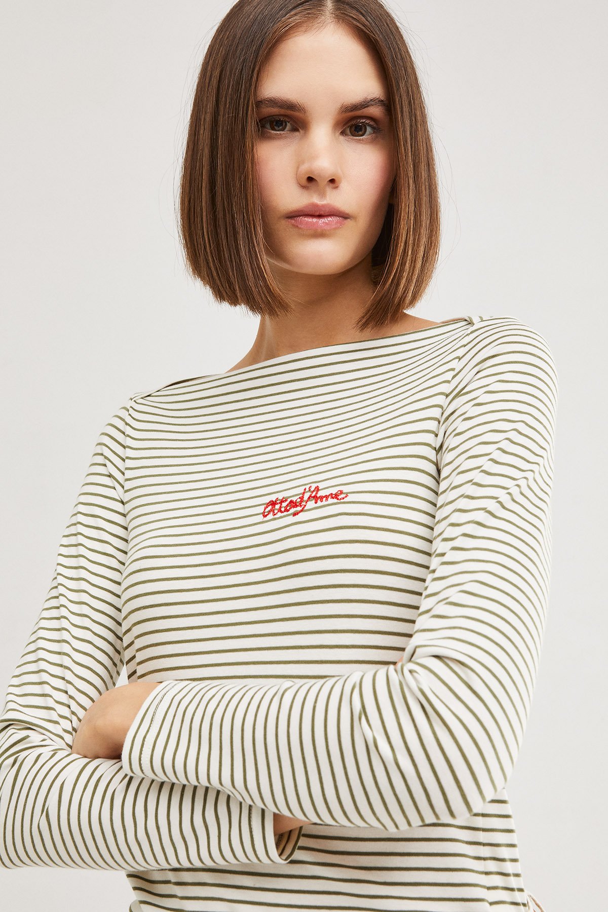 Cotton straight-cut neckline sweater